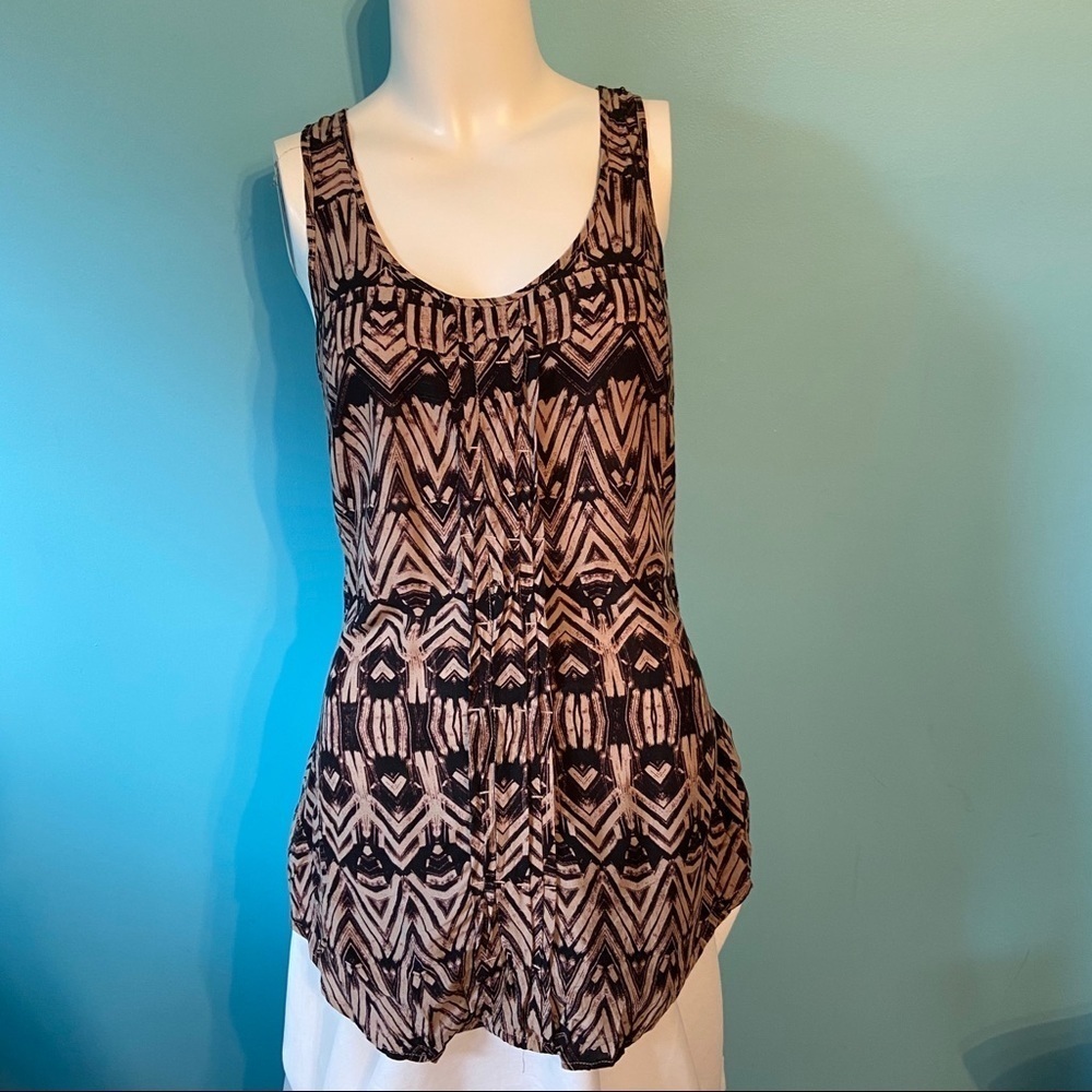 🛍️3/$30 Le chateau hi low tank top